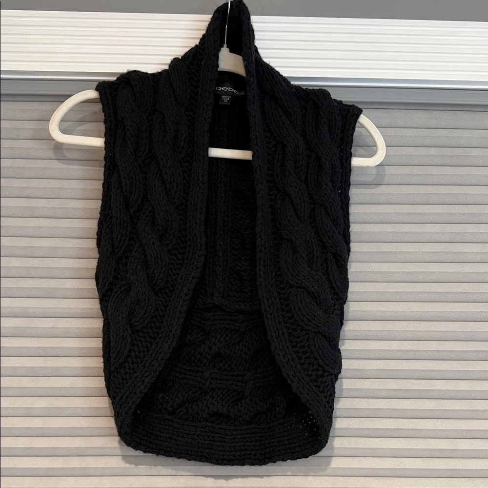 New bebe Women's Black Cable Knit Sweater Vest